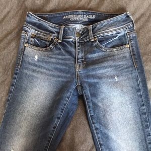 AEO Kick Boot Stretch